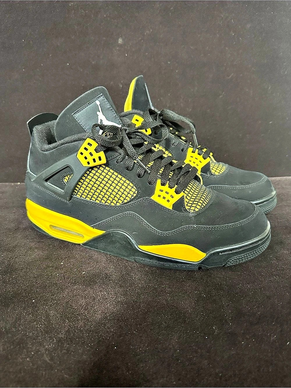 Jordan Air Jordan 4 Retro Thunder (2023) ) Sneakers Black & Yellow US 13